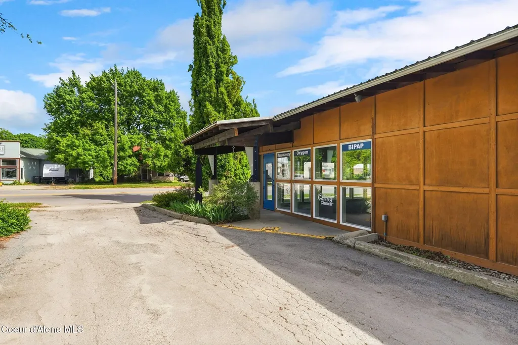 525 Cedar Street Sandpoint ID 83864