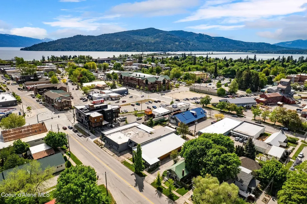 525 Cedar Street Sandpoint ID 83864