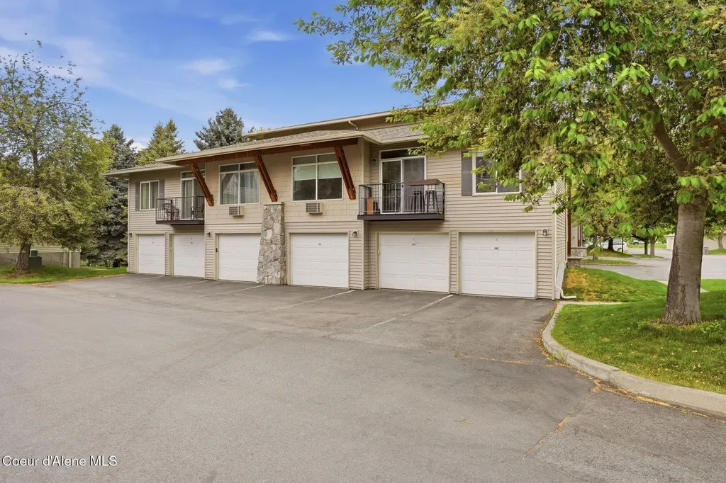 22855 E Country Vista Drive Liberty Lake WA 99019