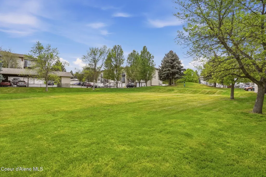 22855 E Country Vista Drive Liberty Lake WA 99019