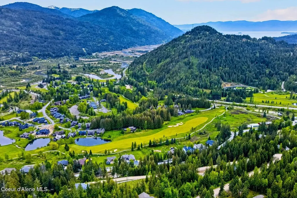 404 Fairway View Drive Sandpoint ID 83864