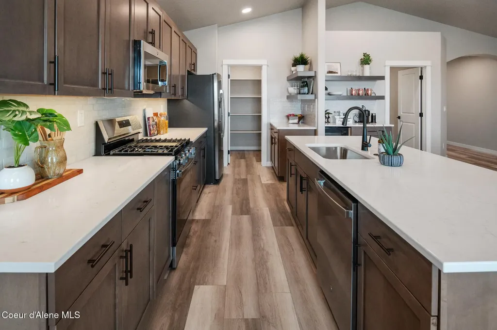 11485 N Simmons Lane Rathdrum ID 83858