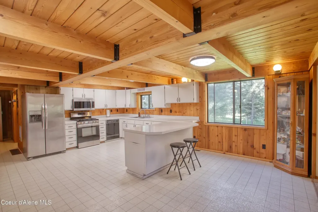 31582 E Hayden Lake Road Hayden ID 83835