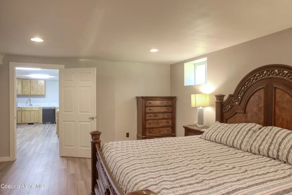 31582 E Hayden Lake Road Hayden ID 83835