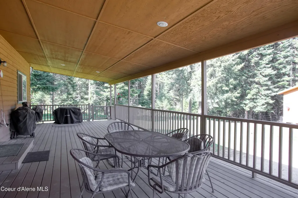 31582 E Hayden Lake Road Hayden ID 83835