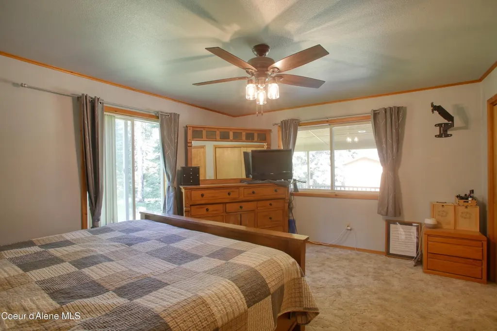31582 E Hayden Lake Road Hayden ID 83835
