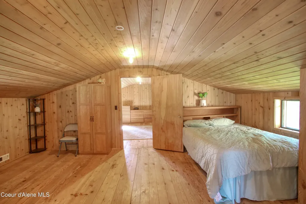 31582 E Hayden Lake Road Hayden ID 83835