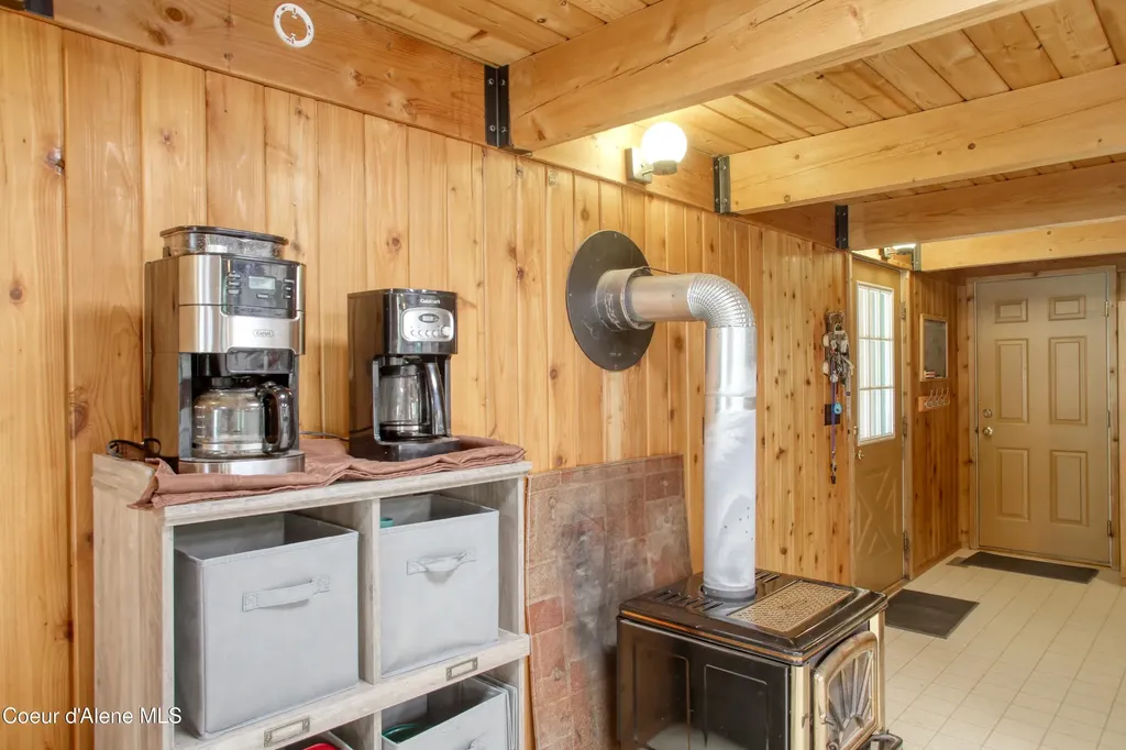 31582 E Hayden Lake Road Hayden ID 83835