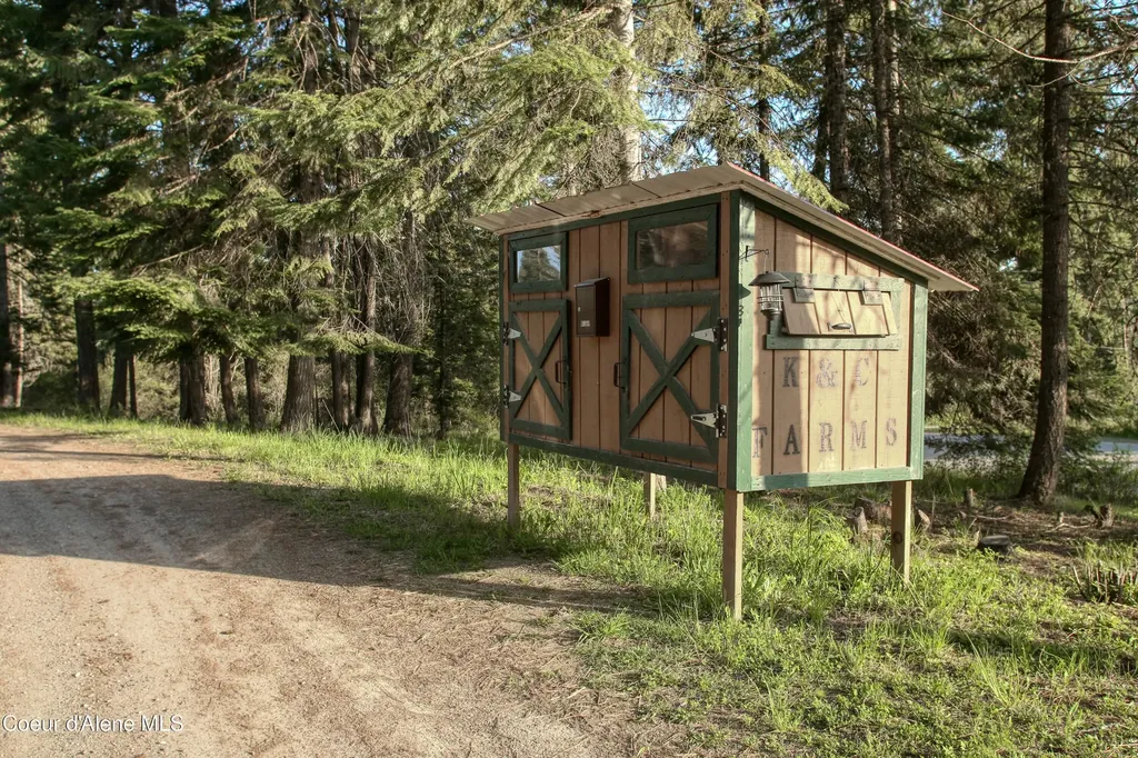 31582 E Hayden Lake Road Hayden ID 83835
