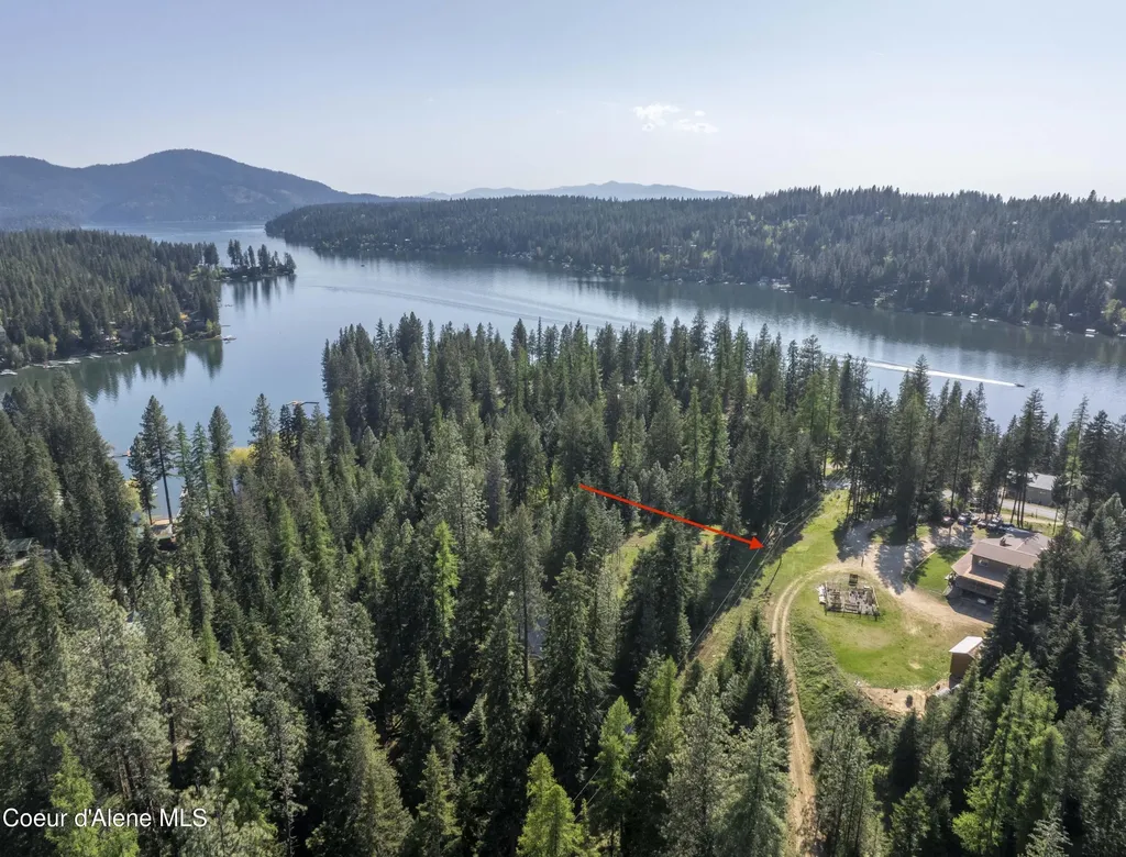 31582 E Hayden Lake Road Hayden ID 83835