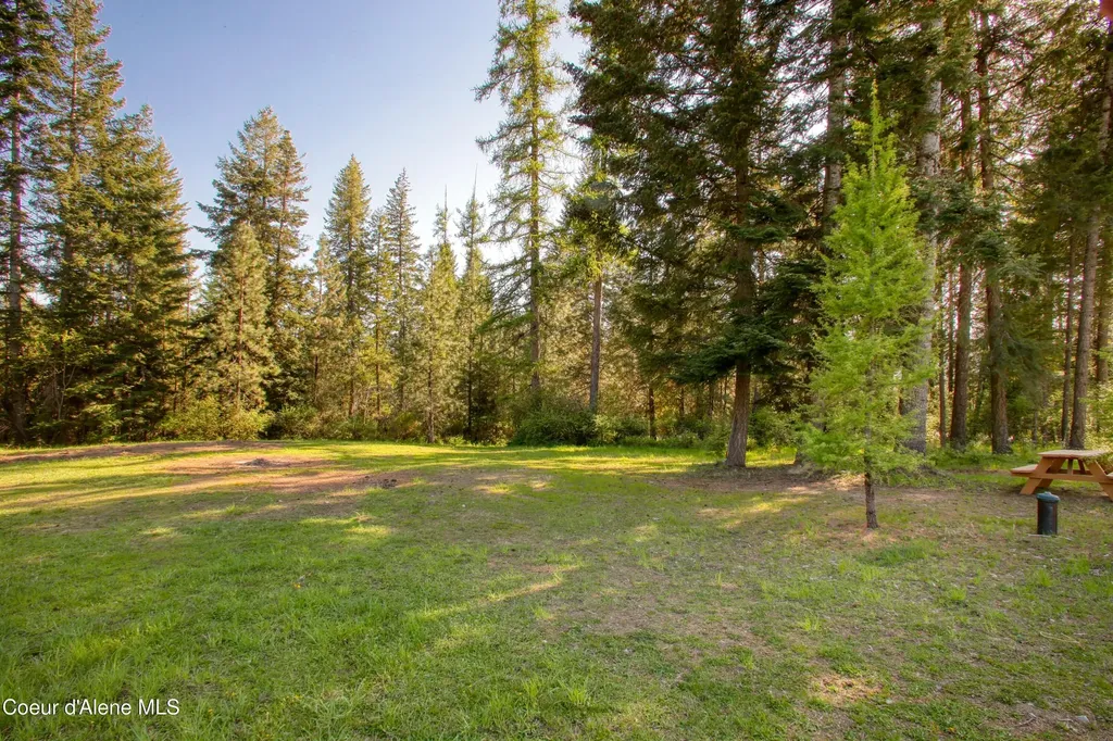 31582 E Hayden Lake Road Hayden ID 83835