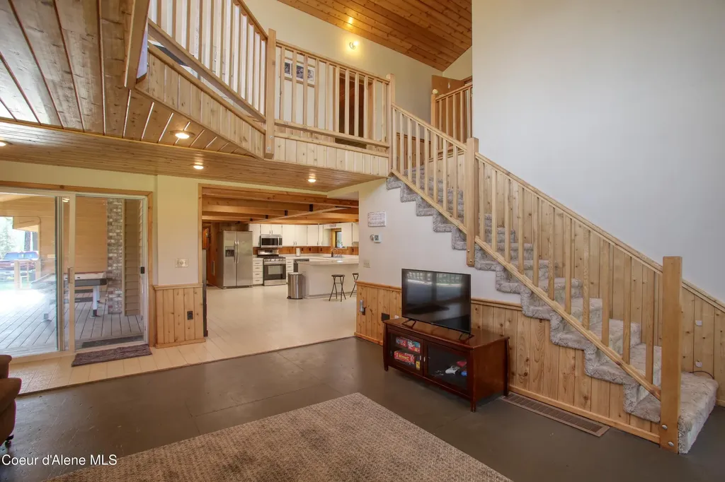 31582 E Hayden Lake Road Hayden ID 83835
