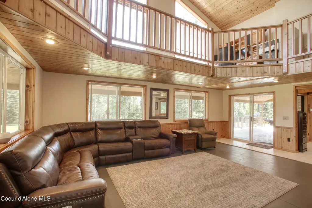 31582 E Hayden Lake Road Hayden ID 83835