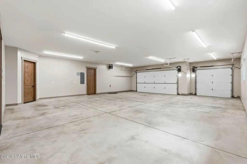 1520 Wrenco Loop Road Sandpoint ID 83864