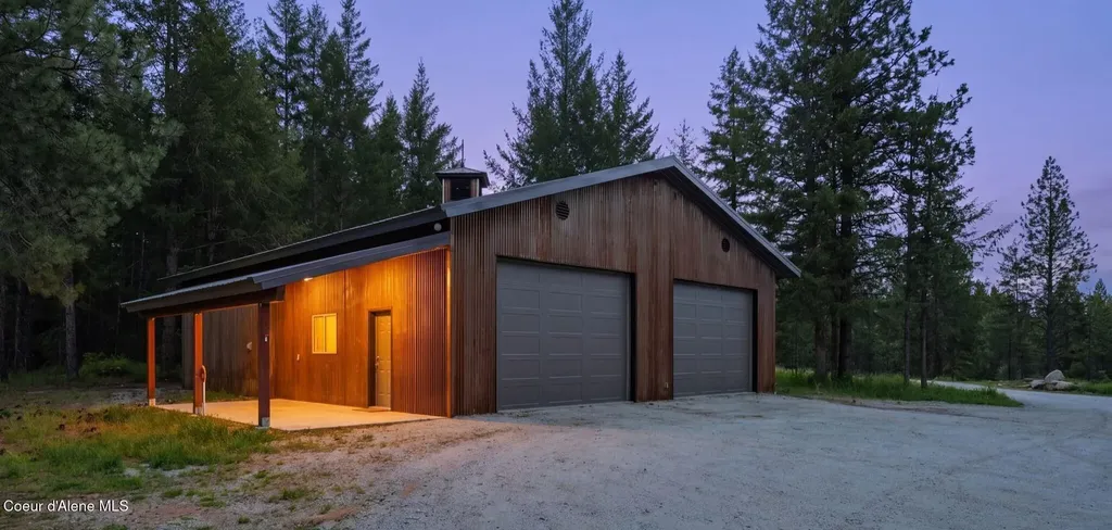 1520 Wrenco Loop Road Sandpoint ID 83864