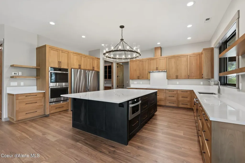 1520 Wrenco Loop Road Sandpoint ID 83864