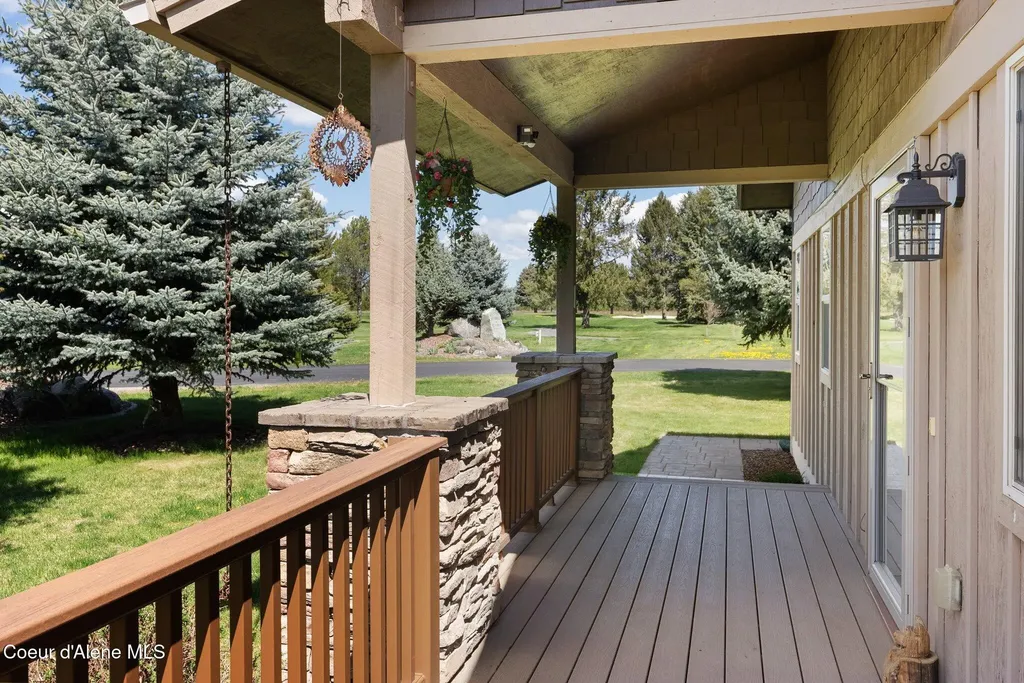 108 Ironwood Drive Blanchard ID 83804