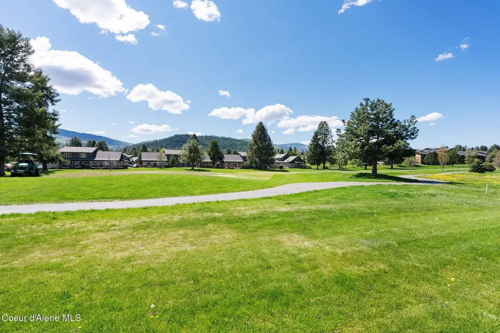 108 Ironwood Drive Blanchard ID 83804