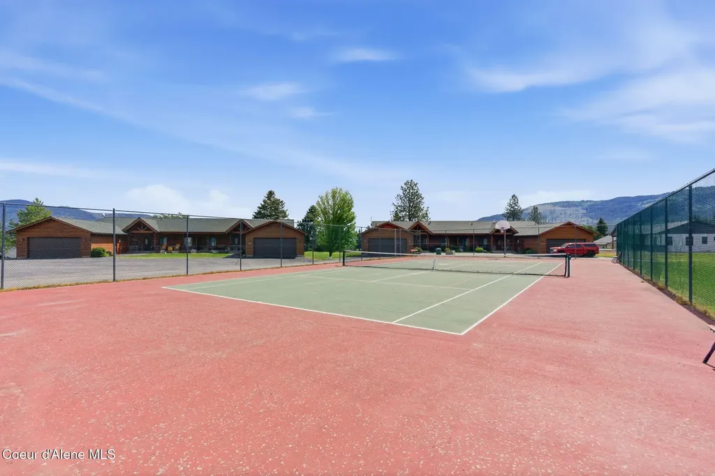 108 Ironwood Drive Blanchard ID 83804