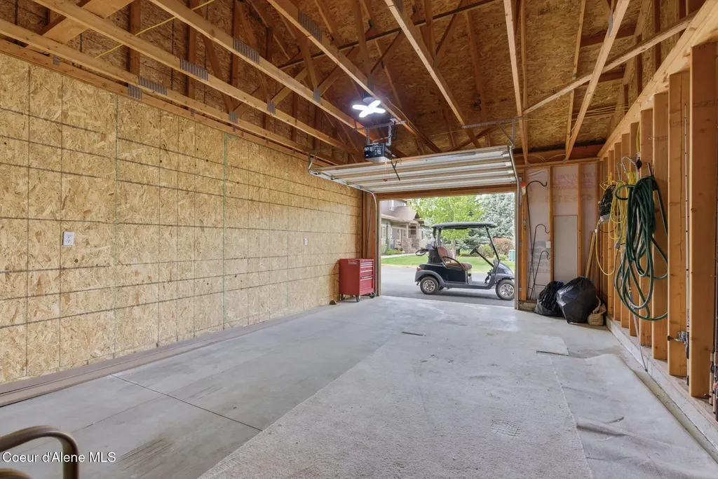 108 Ironwood Drive Blanchard ID 83804