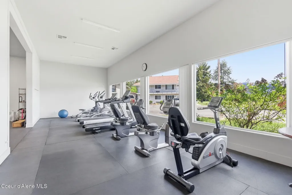 108 Ironwood Drive Blanchard ID 83804