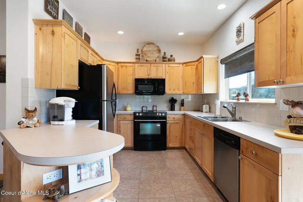 108 Ironwood Drive Blanchard ID 83804