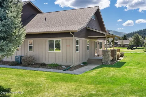 108 Ironwood Drive Blanchard ID 83804
