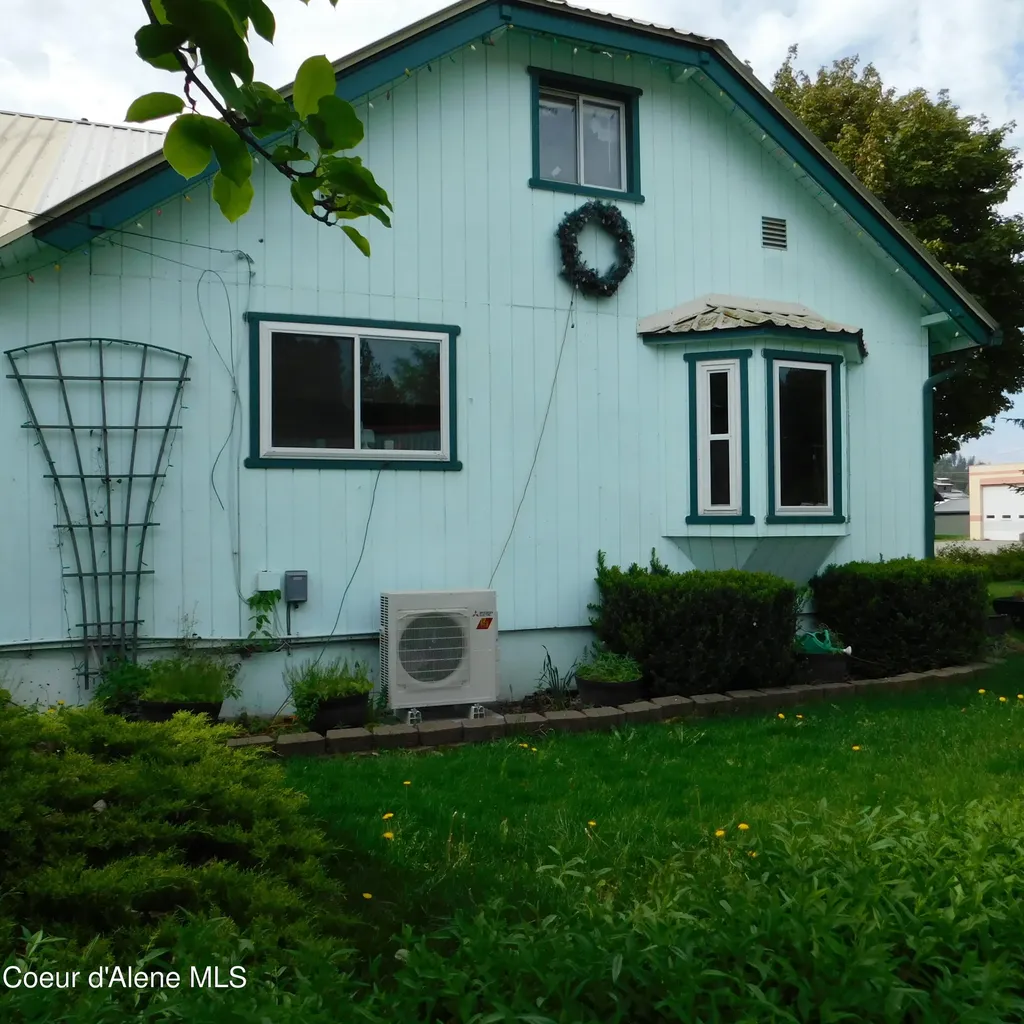 81 Cedar Street Priest River ID 83856