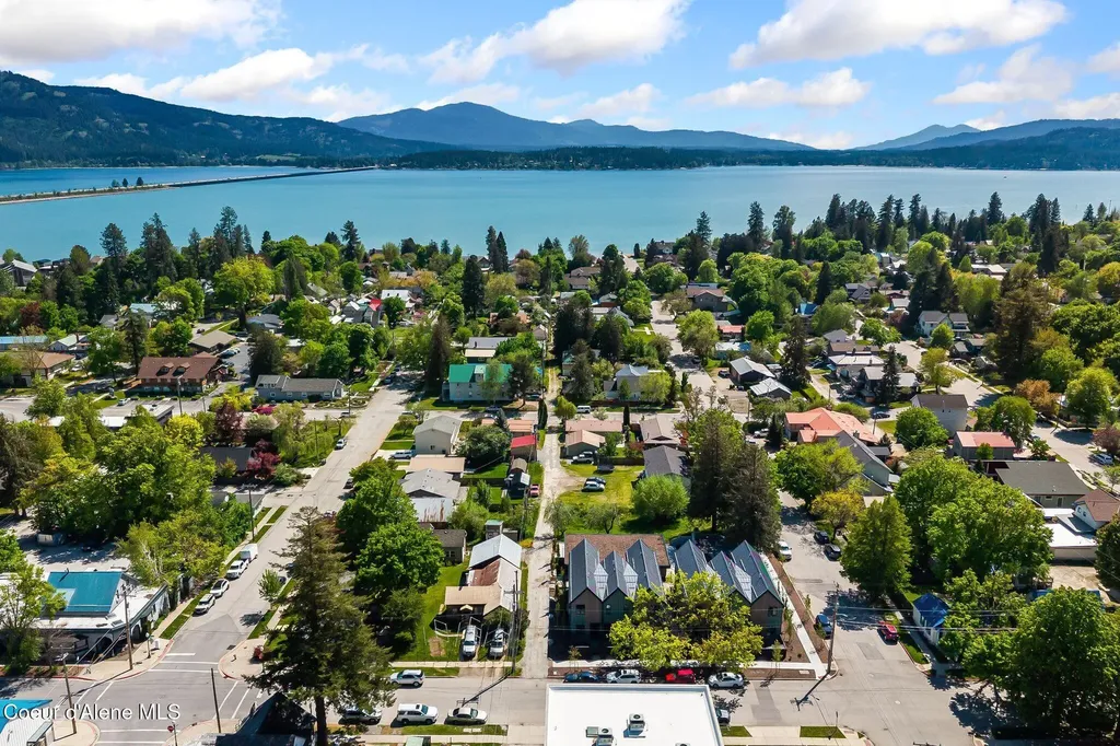215 W Lake Street Sandpoint ID 83864