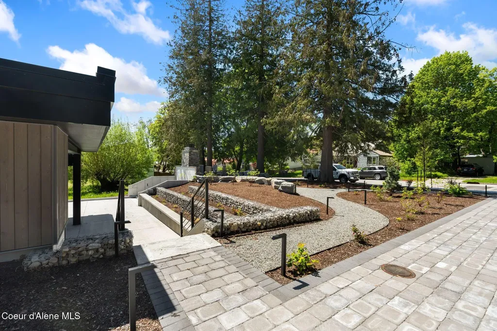 215 W Lake Street Sandpoint ID 83864