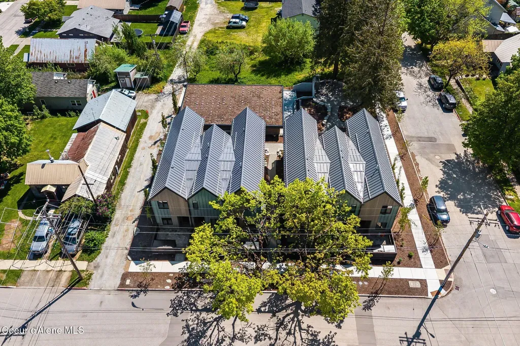 215 W Lake Street Sandpoint ID 83864