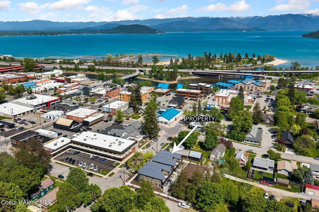 215 W Lake Street Sandpoint ID 83864