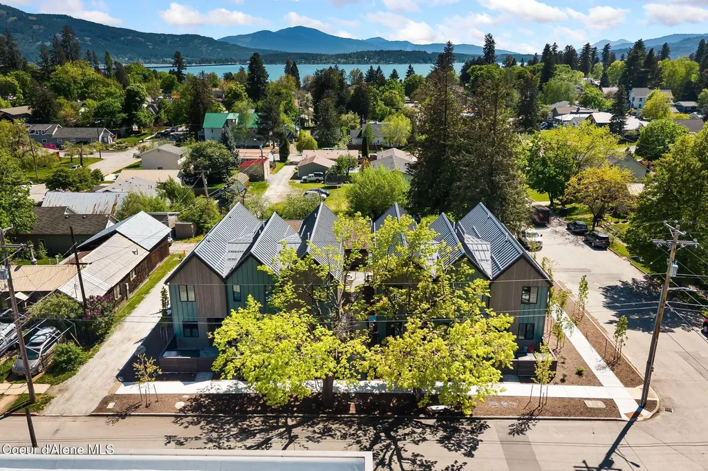 215 W Lake Street Sandpoint ID 83864