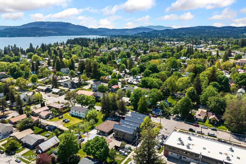 215 W Lake Street Sandpoint ID 83864