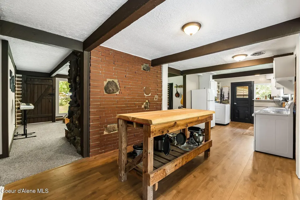 255 Red Alder Road Careywood ID 83809
