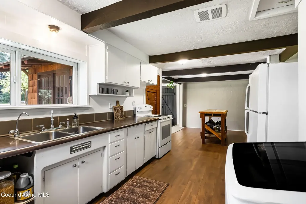 255 Red Alder Road Careywood ID 83809