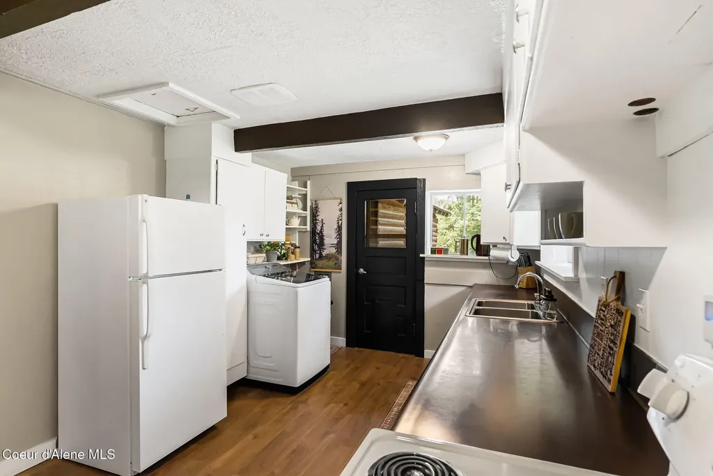 255 Red Alder Road Careywood ID 83809