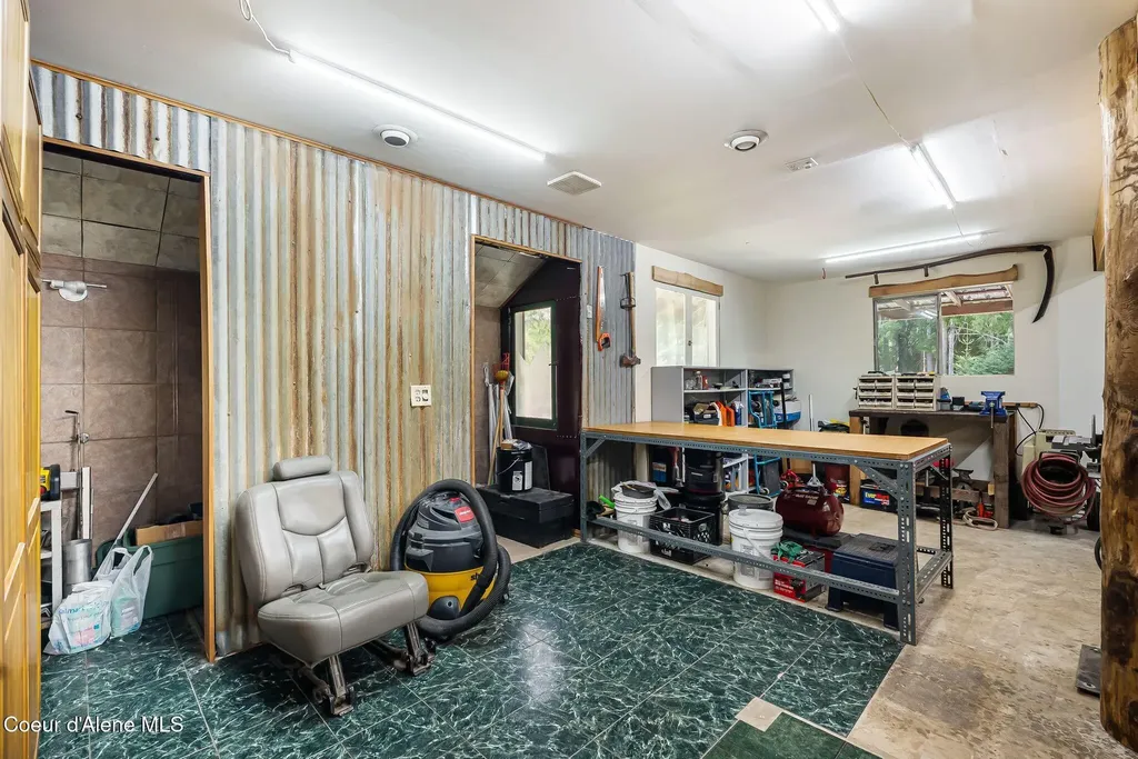 255 Red Alder Road Careywood ID 83809