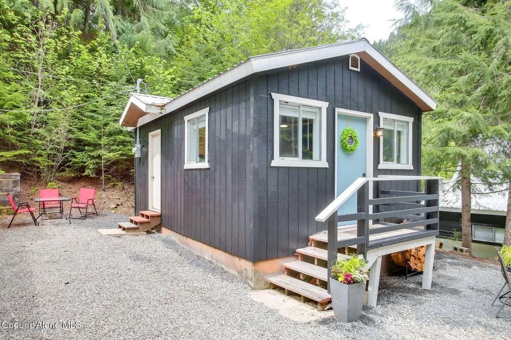 22 Theriault Drive Avery ID 83802