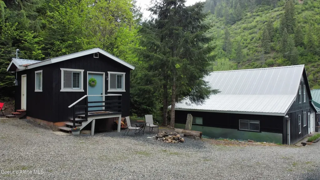 22 Theriault Drive Avery ID 83802