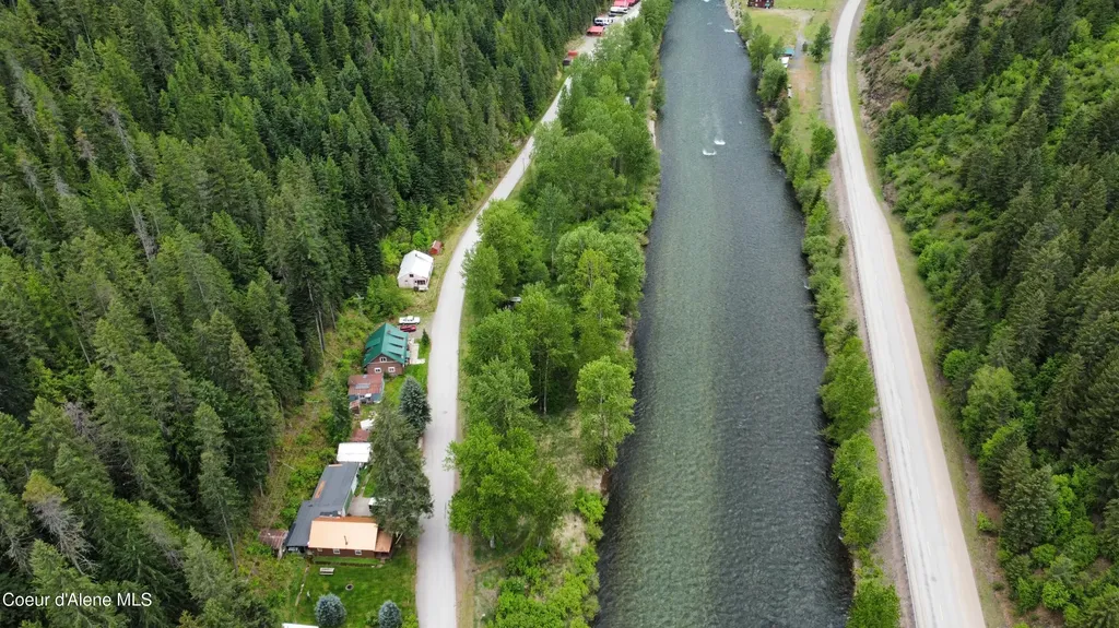 22 Theriault Drive Avery ID 83802