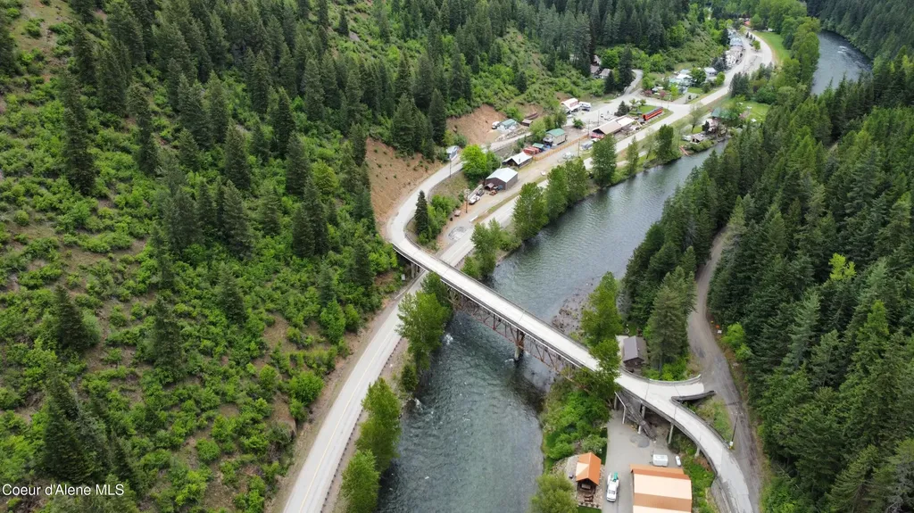 22 Theriault Drive Avery ID 83802