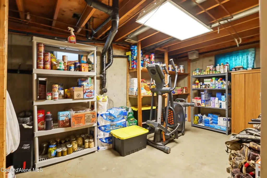 422 E 10th Avenue Post Falls ID 83854