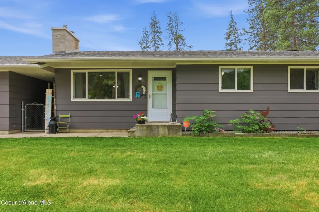 422 E 10th Avenue Post Falls ID 83854