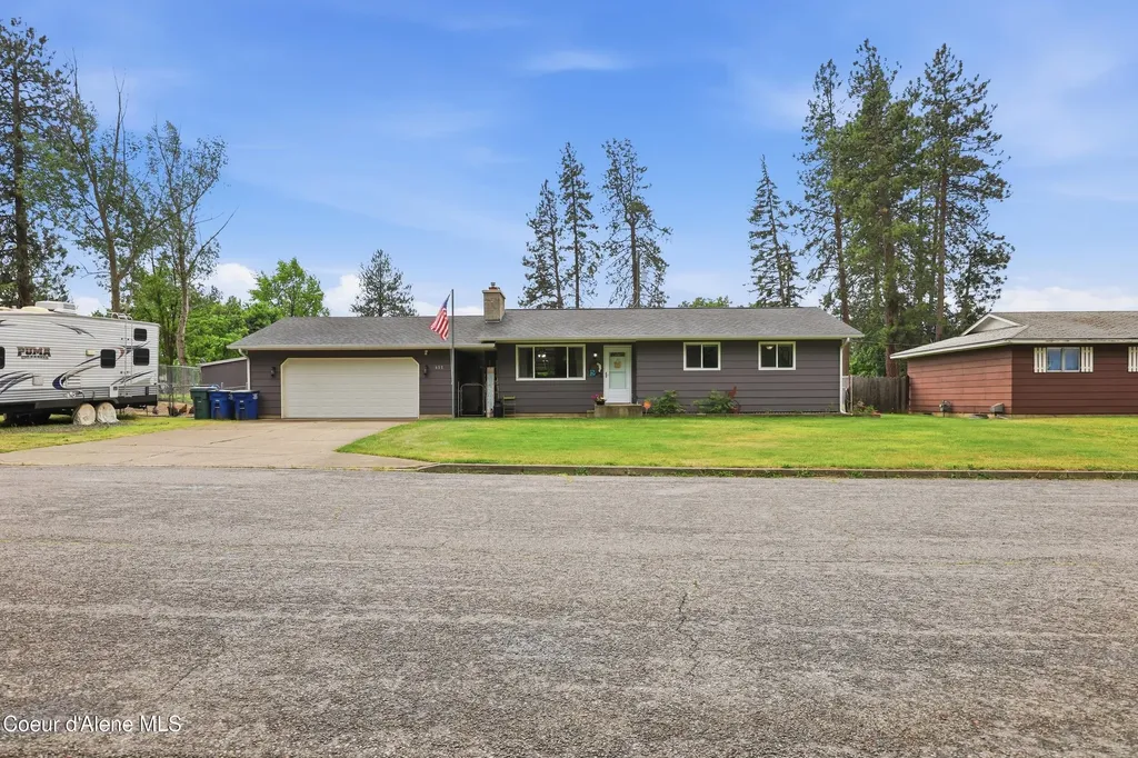 422 E 10th Avenue Post Falls ID 83854