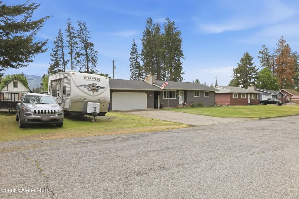 422 E 10th Avenue Post Falls ID 83854