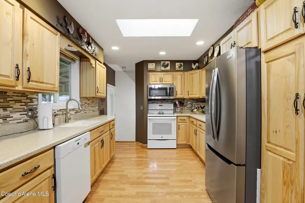 422 E 10th Avenue Post Falls ID 83854