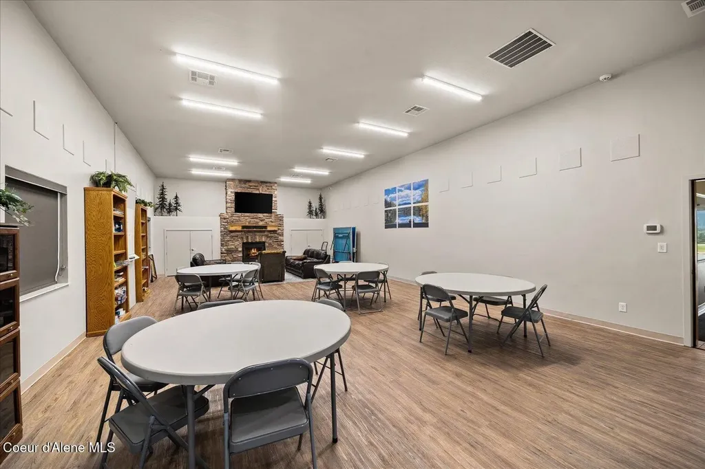 129 Berkshire Blanchard ID 83804