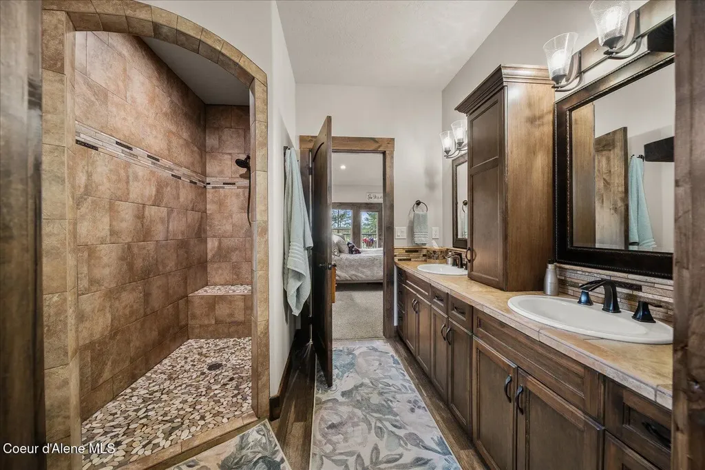 129 Berkshire Blanchard ID 83804