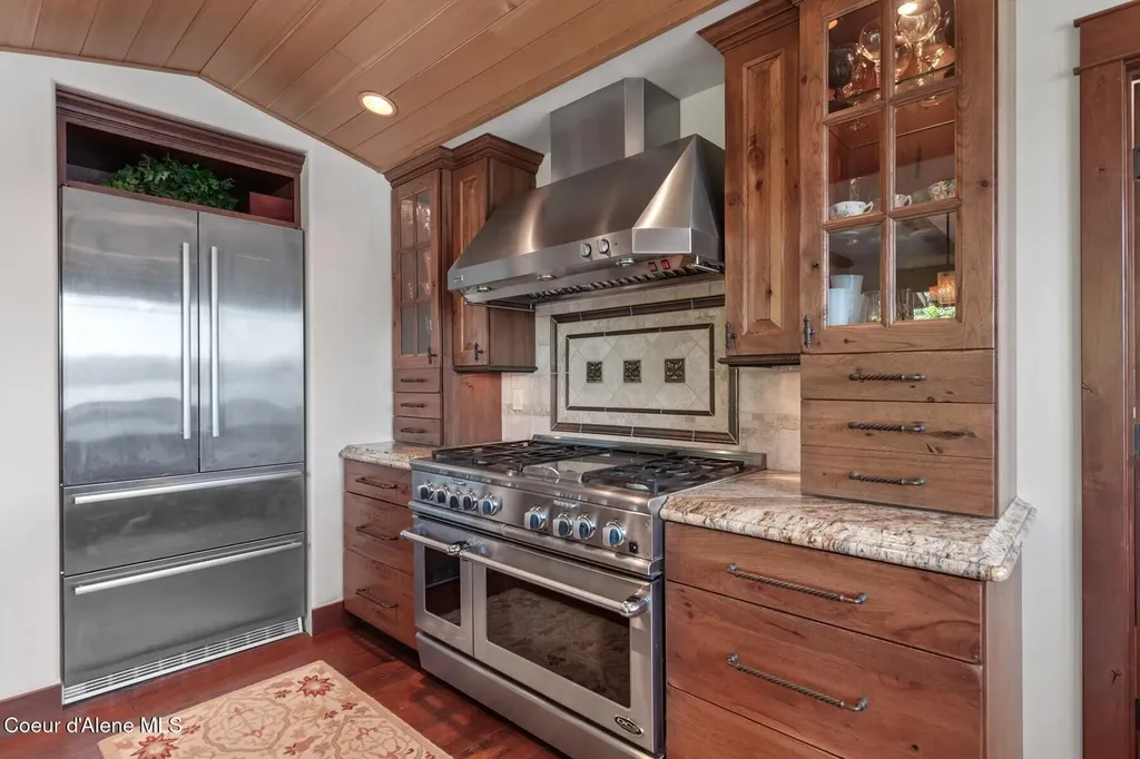 865 E Pine Ridge Drive Harrison ID 83833